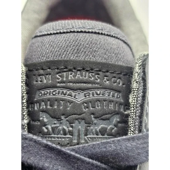 Levi's Comfort Low‑Top Tennis Shoes Men's Size 10.5 – Casual Lace‑Up Sneakers - Picture 8 of 10